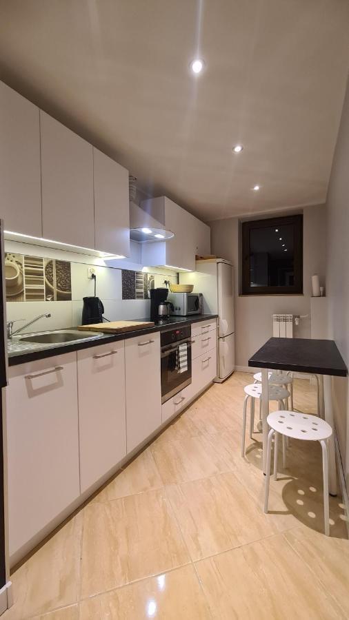 Sky Apartments - Lagiewniki クラクフ エクステリア 写真