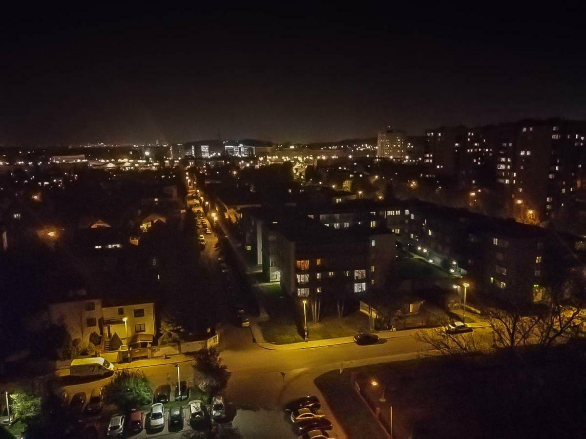 Sky Apartments - Lagiewniki クラクフ エクステリア 写真