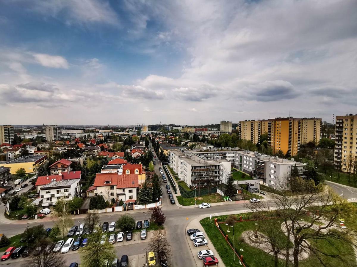 Sky Apartments - Lagiewniki クラクフ エクステリア 写真