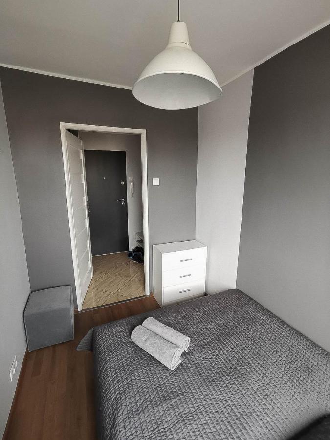 Sky Apartments - Lagiewniki クラクフ エクステリア 写真